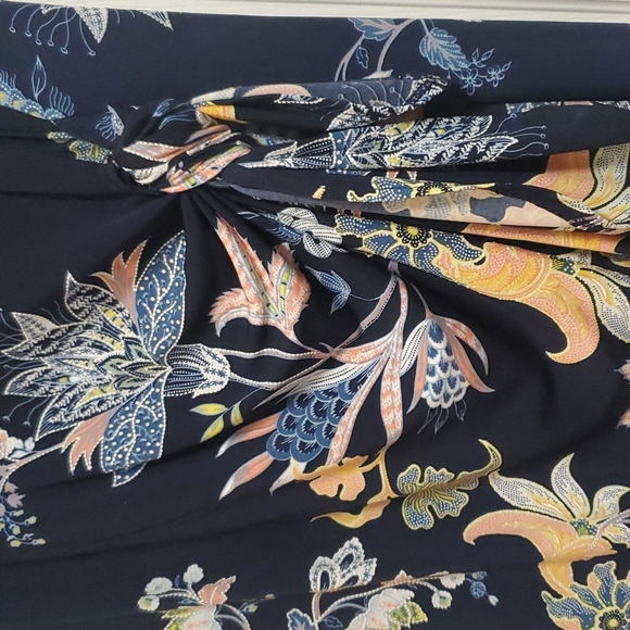 Navy smooth fabric dress with sude knot - Picture 5 of 5